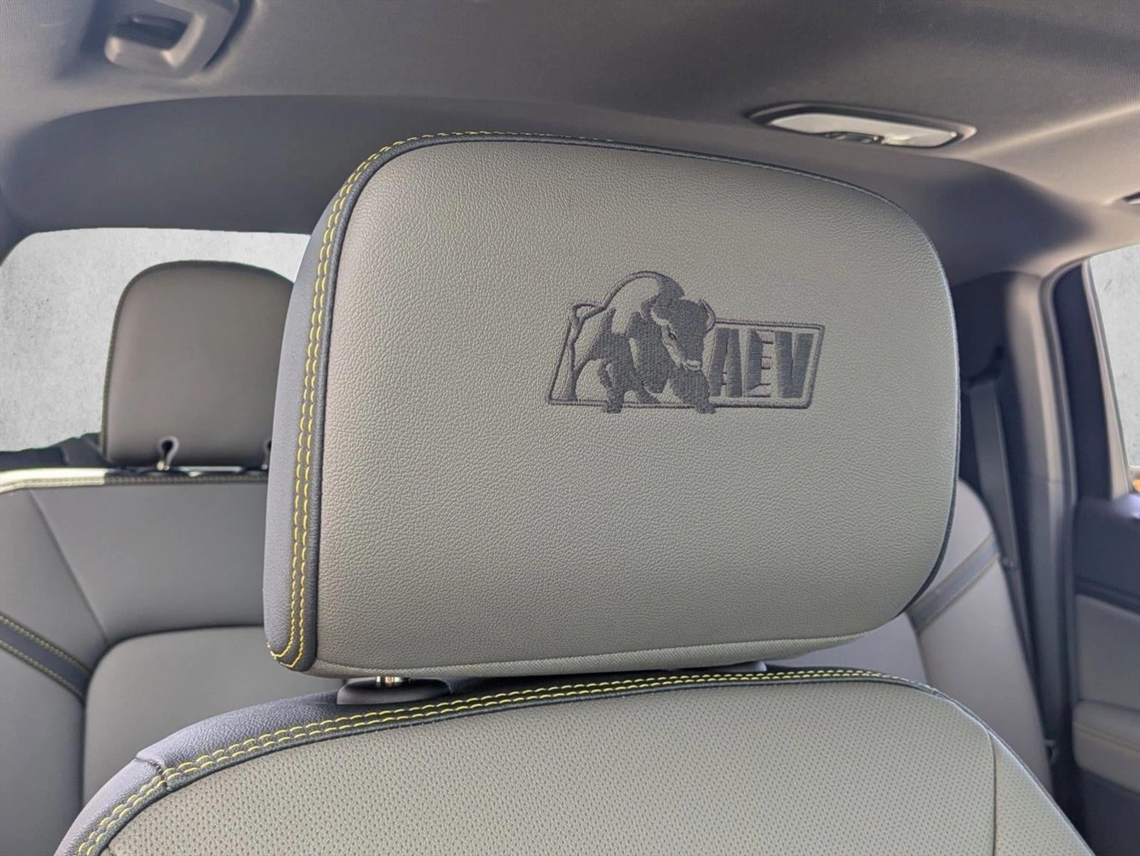 2024 Chevrolet Colorado Crew Cab Short Box 4-Wheel Drive ZR2