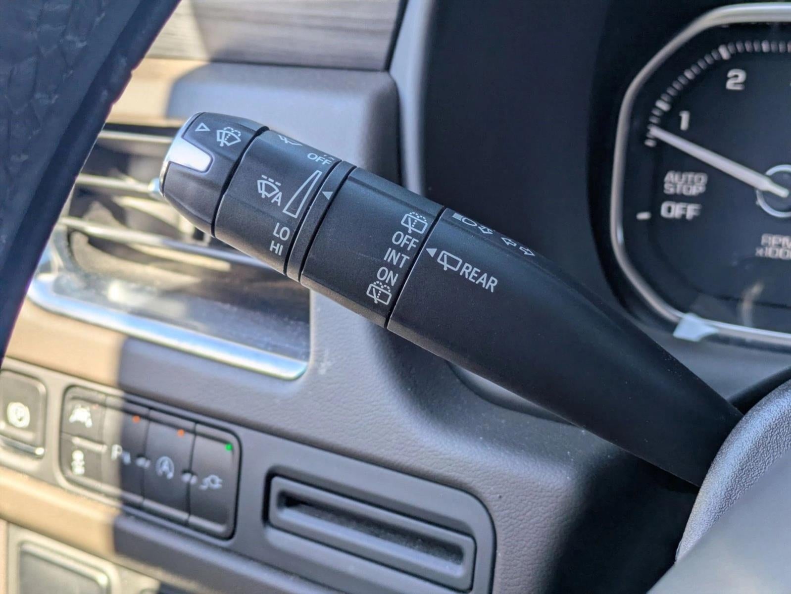 2021 GMC Yukon 2WD 4dr SLT