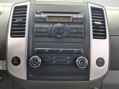 2011 Nissan Frontier 2WD Crew Cab LWB Auto SV