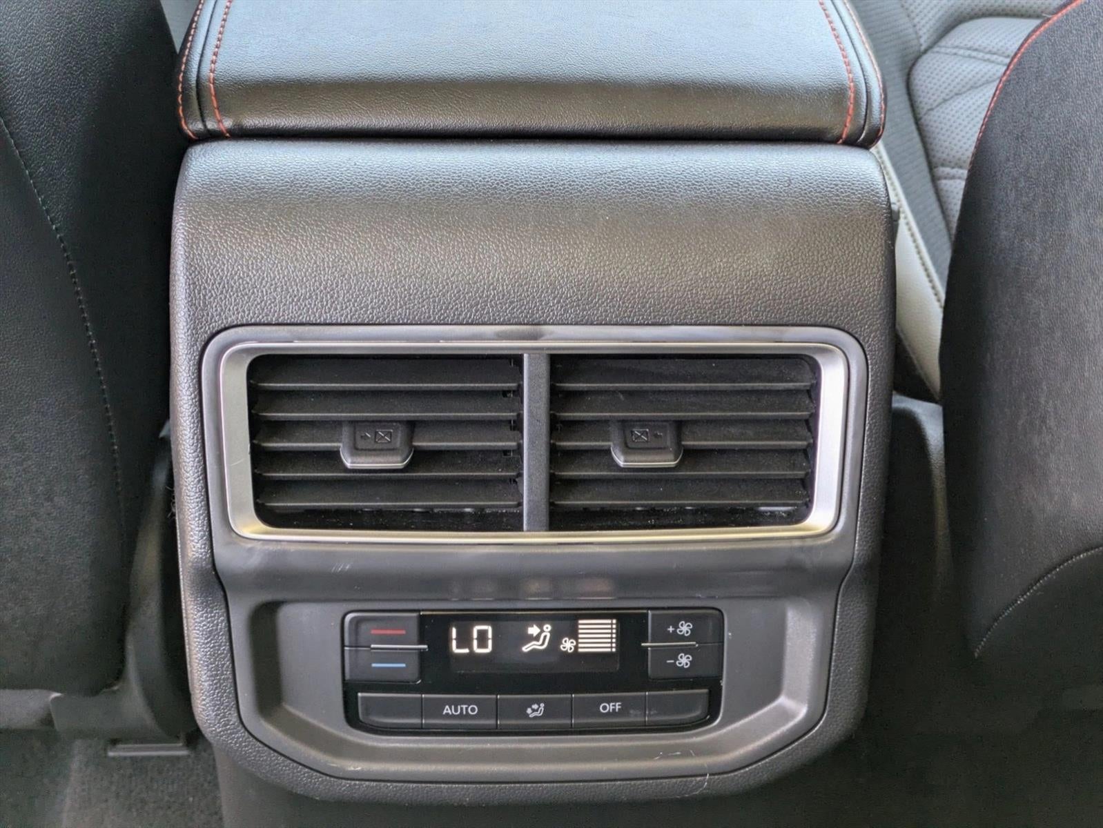 2024 Volkswagen Atlas 2.0T Peak Edition SE w/Technology 4MOTION