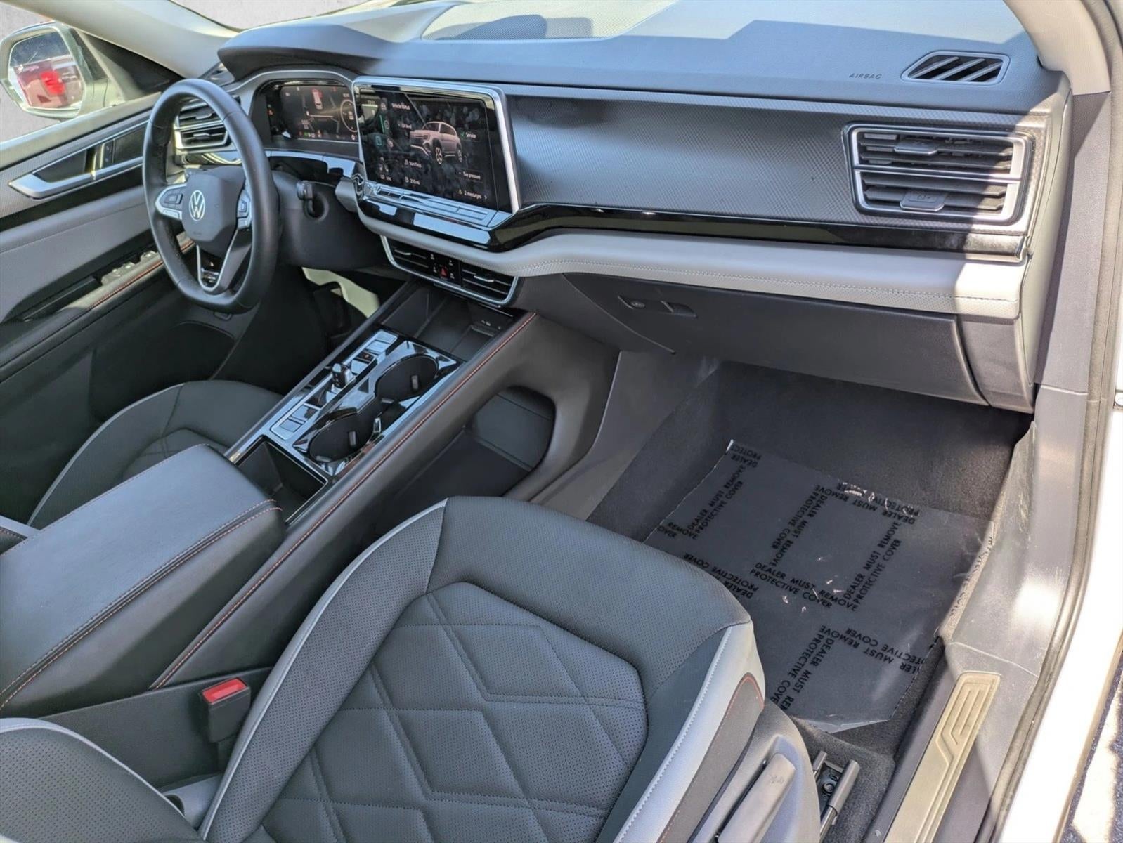 2024 Volkswagen Atlas 2.0T Peak Edition SE w/Technology 4MOTION