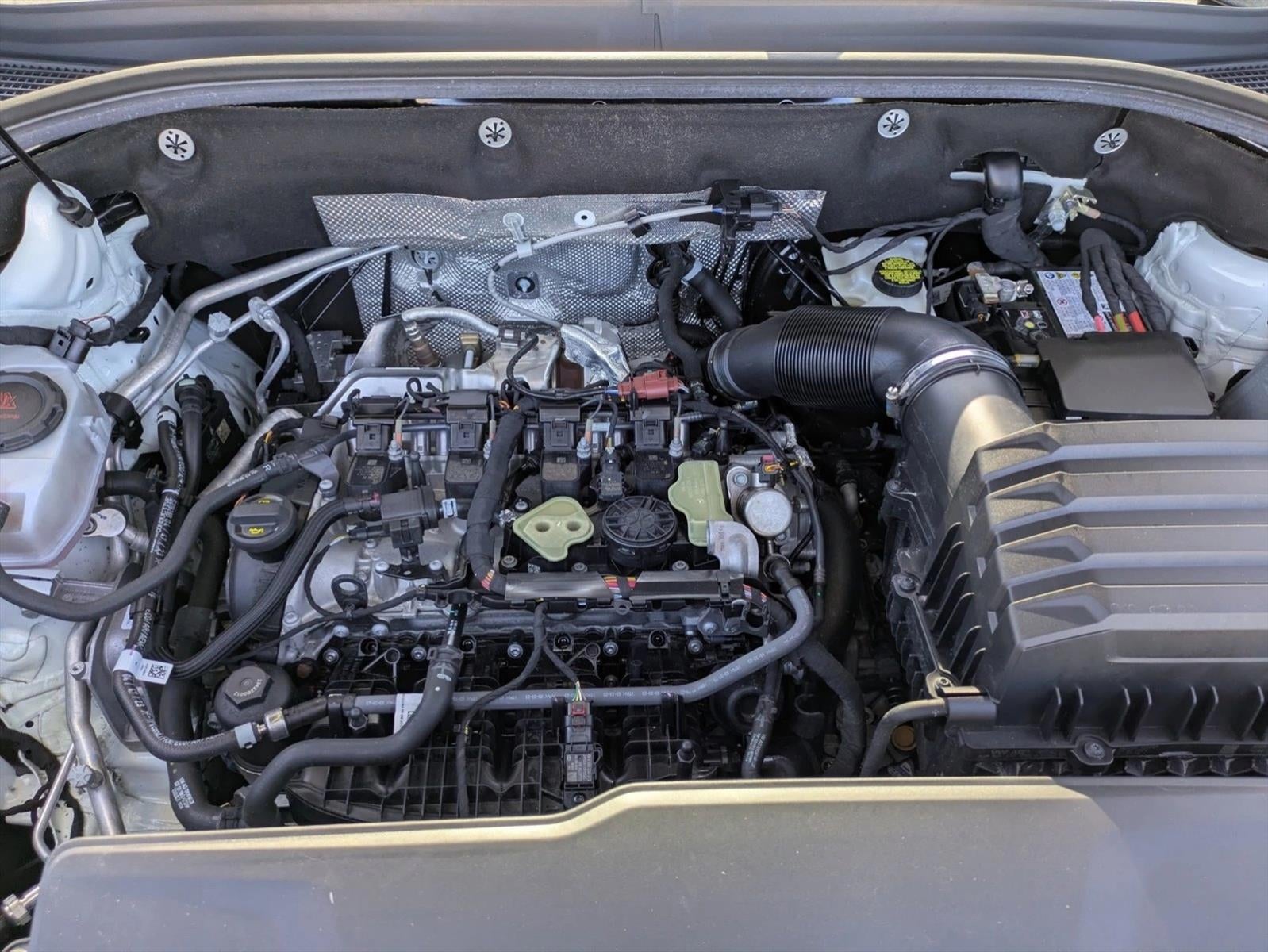 2024 Volkswagen Atlas 2.0T Peak Edition SE w/Technology 4MOTION