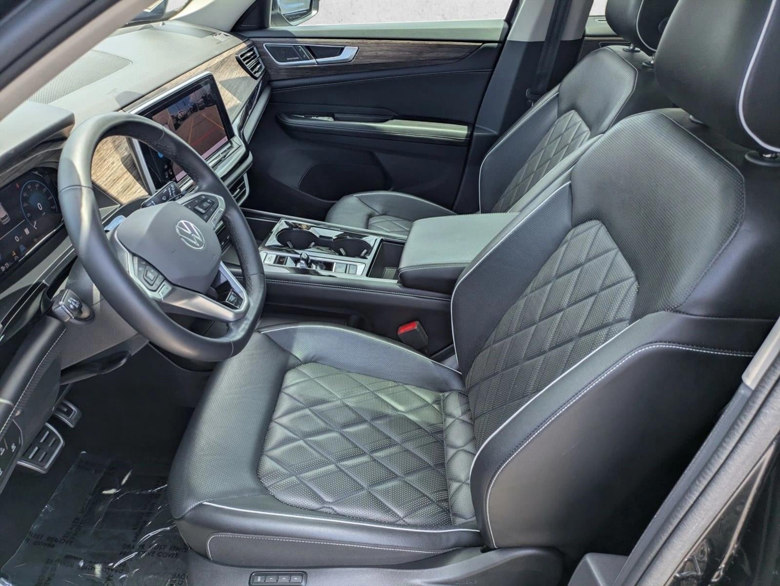 2024 Volkswagen Atlas 2.0T SEL Premium R-Line 4MOTION