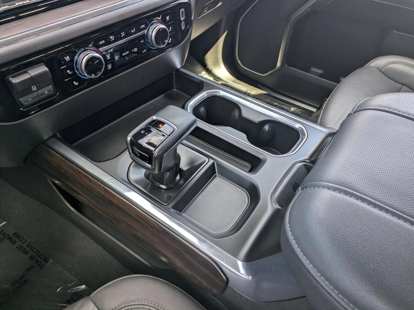 2024 GMC Sierra 1500 Crew Cab Short Box 2-Wheel Drive SLT