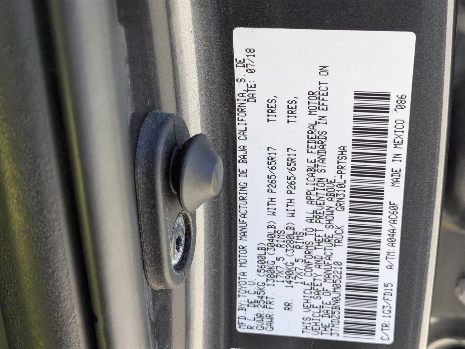 2018 Toyota Tacoma TRD Sport Double Cab 6' Bed V6 4x4 AT (Natl)