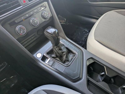 2022 Volkswagen Taos S FWD