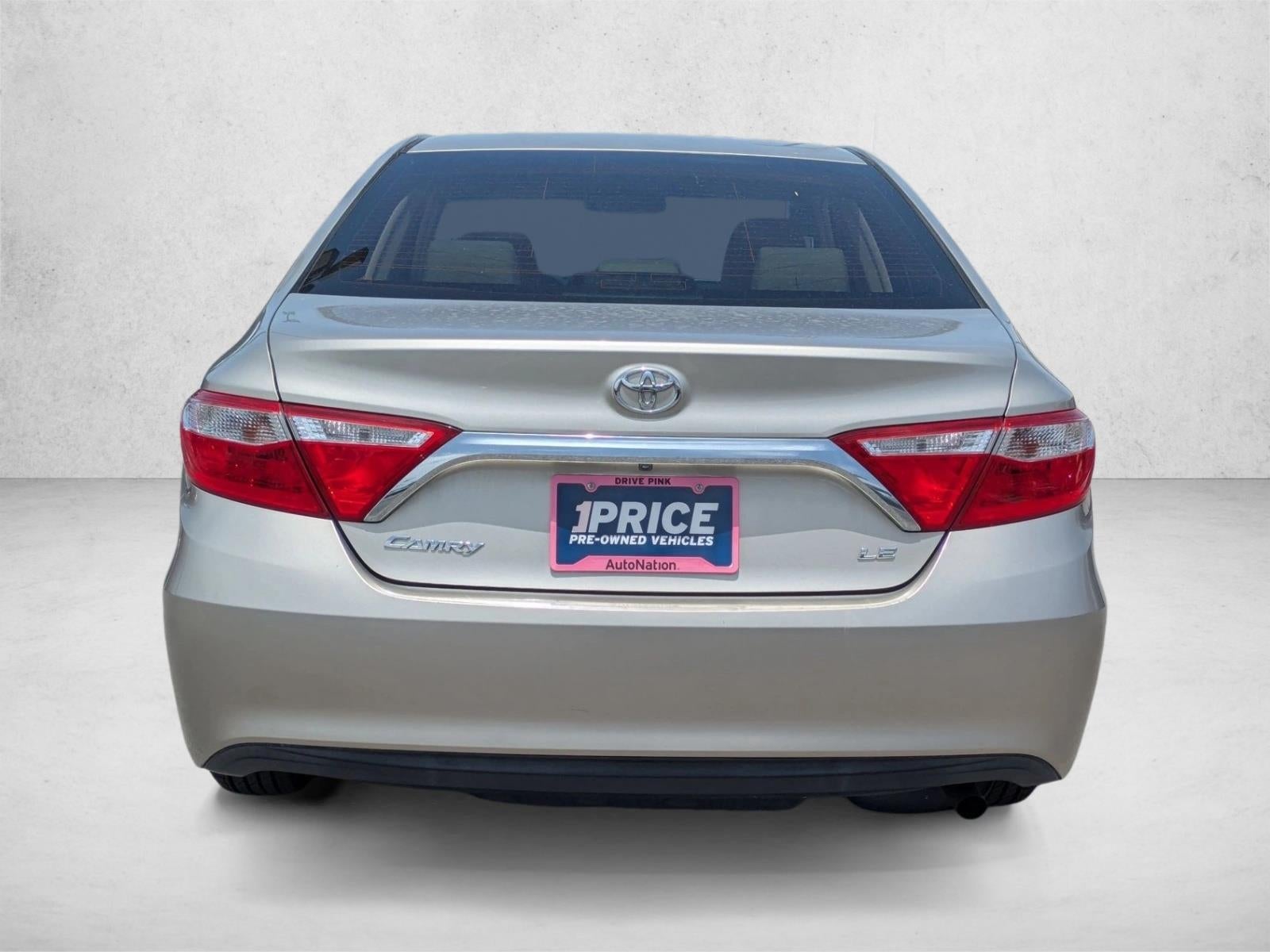 2017 Toyota Camry LE Auto (SE)