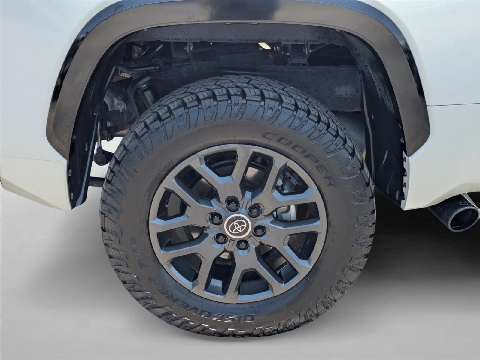 2024 Toyota Tundra 4WD 4WD Platinum Hybrid CrewMax 5.5' Bed (Natl)