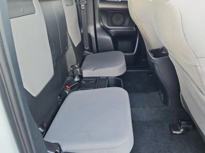 2017 Toyota Tacoma SR5 Access Cab 6' Bed V6 4x4 AT (SE)