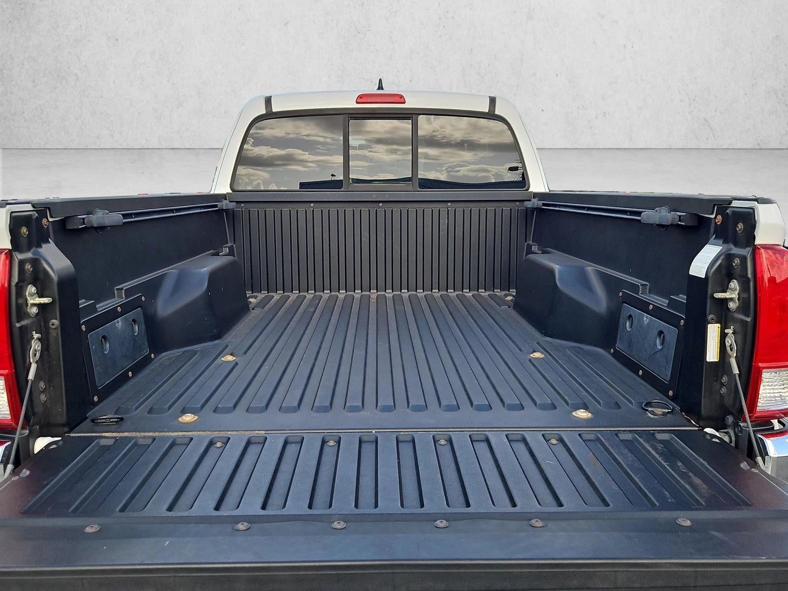 2017 Toyota Tacoma SR5 Access Cab 6' Bed V6 4x4 AT (SE)
