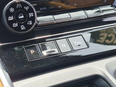 2025 Nissan Armada 4x4 SL