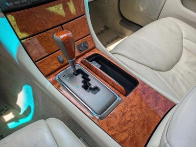 2001 Lexus LS 430 