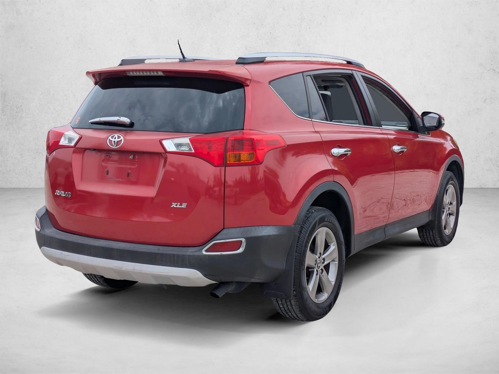 2015 Toyota RAV4 FWD 4dr XLE (GS)