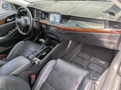 2017 Kia Cadenza Premium Sedan