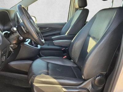 2021 Mercedes-Benz Metris Passenger Van Standard Roof 126" Wheelbase
