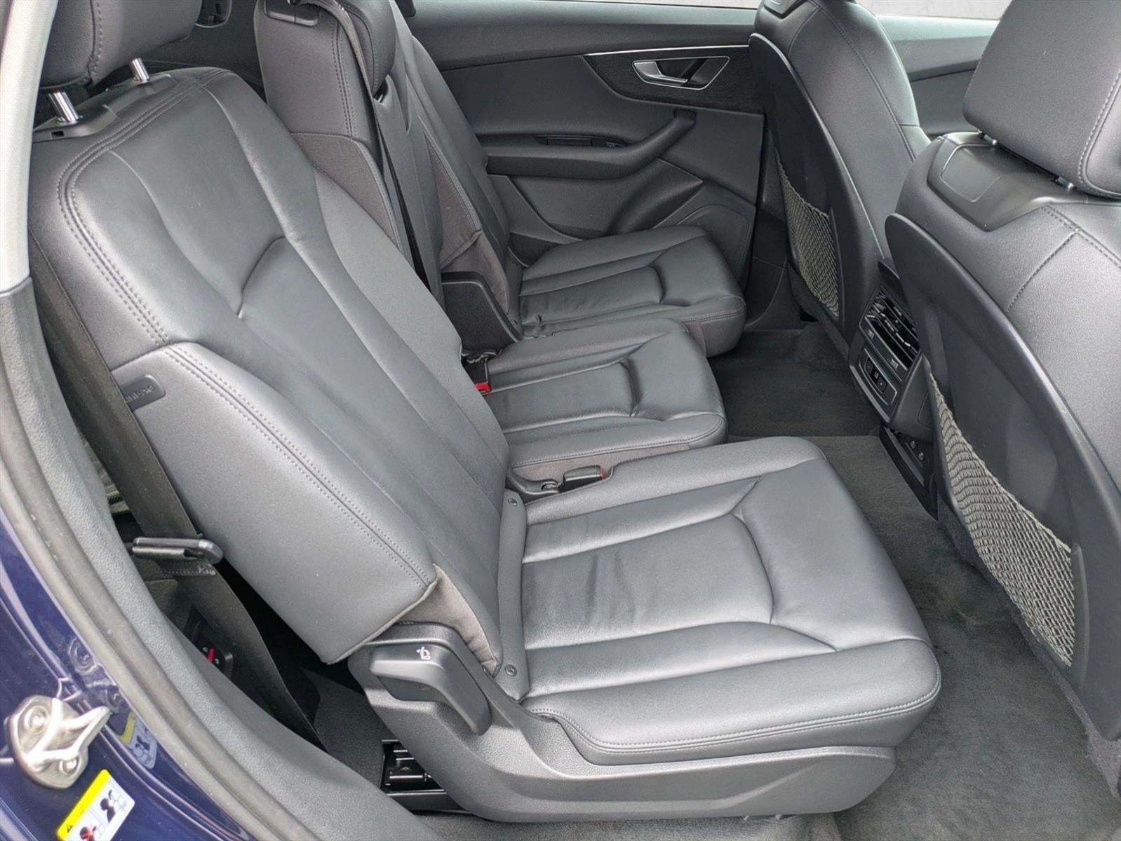 2022 Audi Q7 Premium 55 TFSI quattro