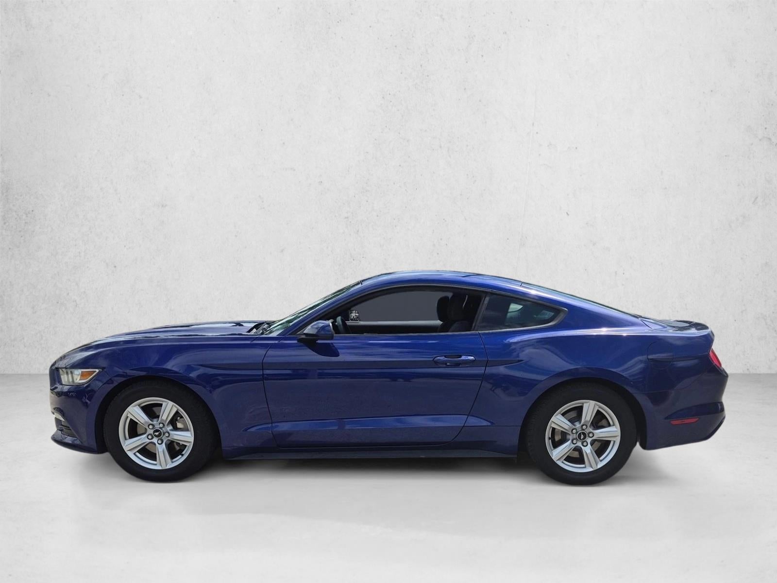 2016 Ford Mustang 2dr Fastback V6