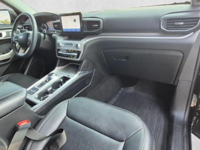 2023 Ford Explorer XLT RWD
