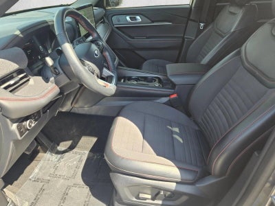 2025 Ford Explorer ST-Line 4WD