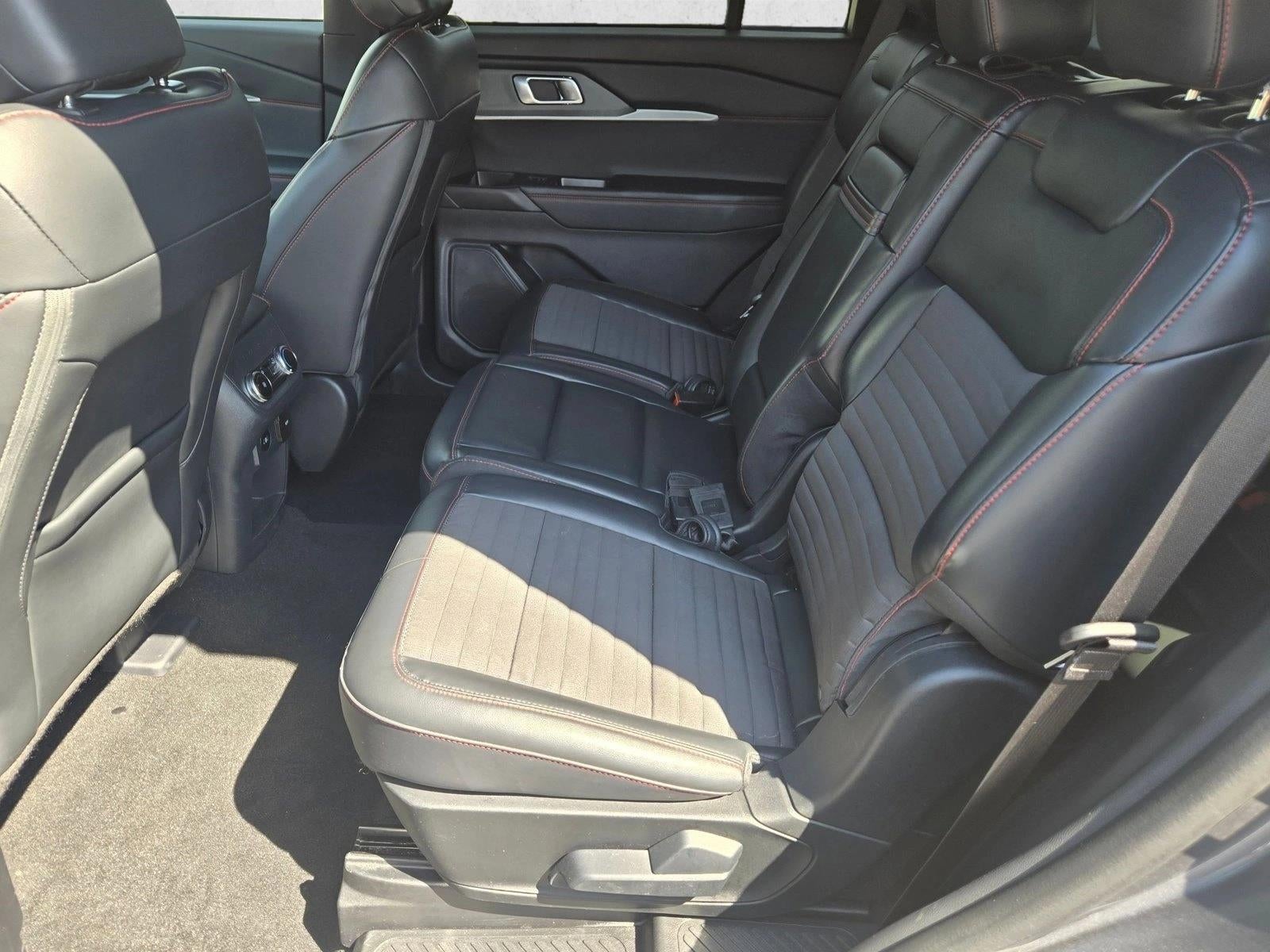 2025 Ford Explorer ST-Line 4WD