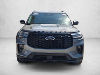 2025 Ford Explorer ST-Line 4WD
