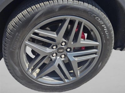 2025 Ford Explorer ST-Line 4WD