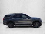 2025 Ford Explorer ST-Line 4WD