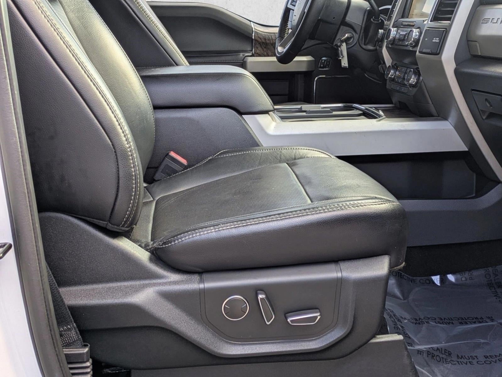 2019 Ford Super Duty F-250 SRW LARIAT 4WD Crew Cab 6.75' Box