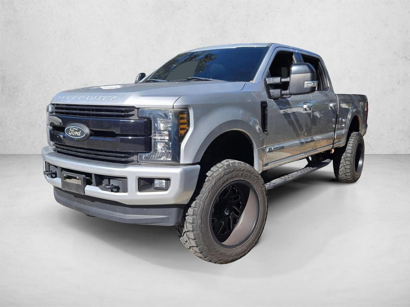 2019 Ford Super Duty F-250 SRW LARIAT 4WD Crew Cab 6.75' Box