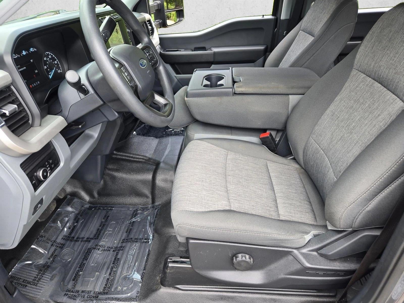 2023 Ford Super Duty F-450 DRW XL 4WD Crew Cab 8' Box