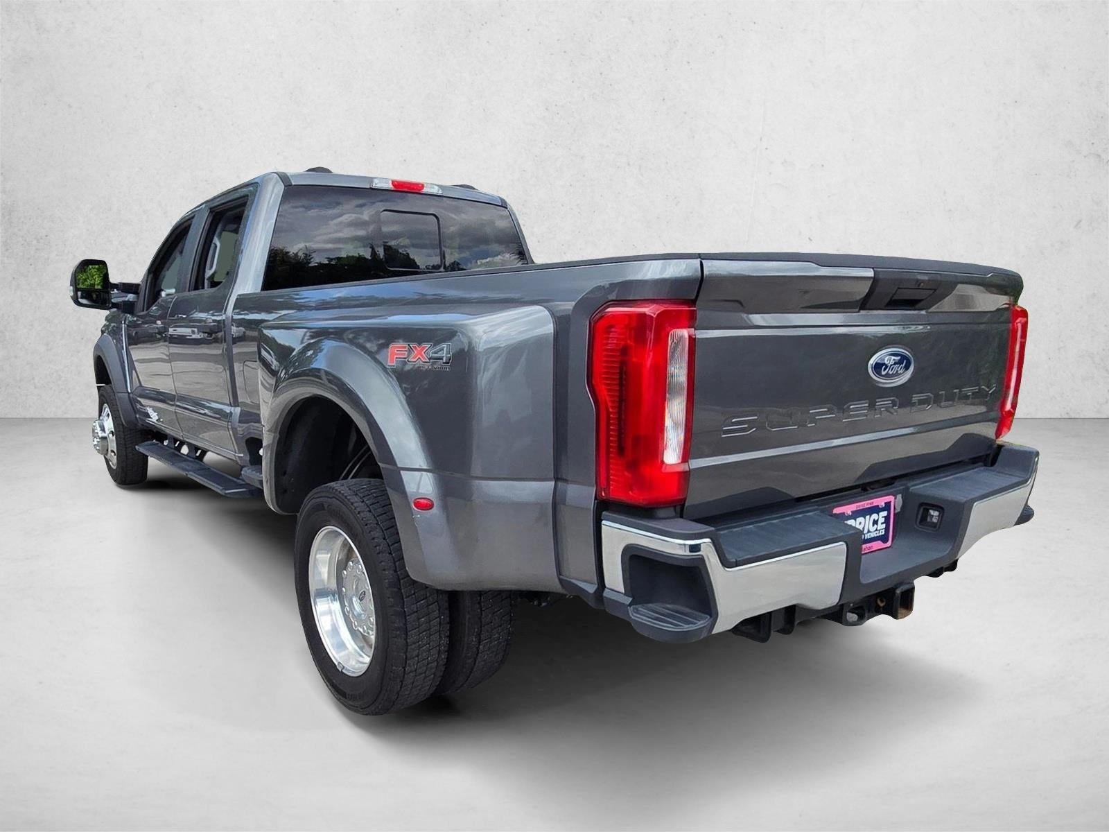 2023 Ford Super Duty F-450 DRW XL 4WD Crew Cab 8' Box