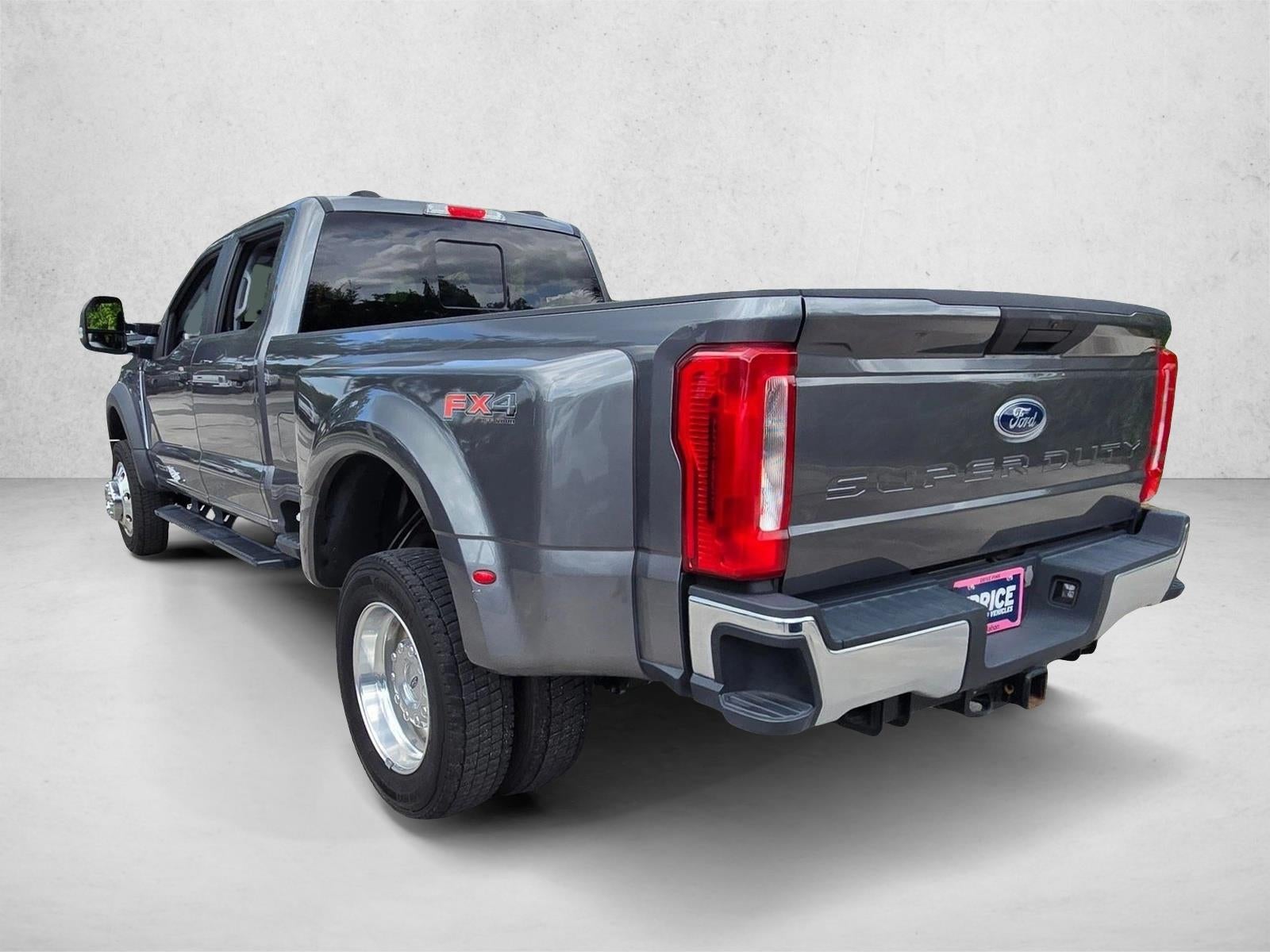 2023 Ford Super Duty F-450 DRW XL 4WD Crew Cab 8' Box