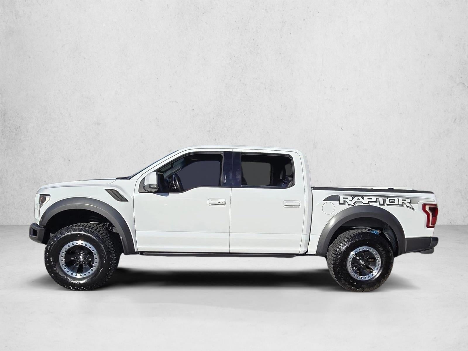 2017 Ford F-150 Raptor 4WD SuperCrew 5.5' Box