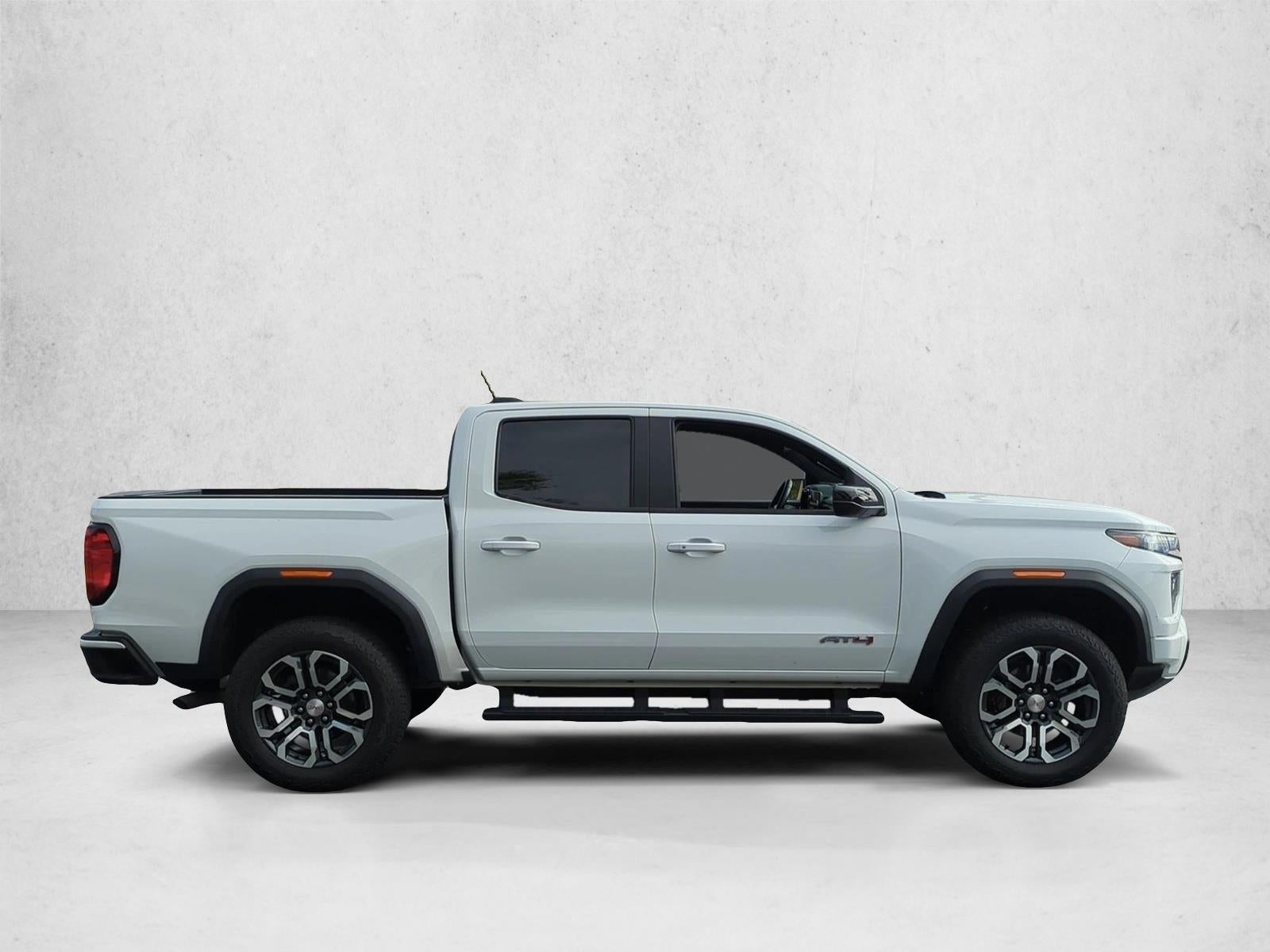 2024 GMC Canyon Crew Cab Short Box 4-Wheel Drive AT4
