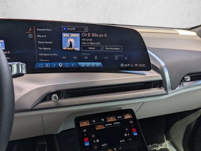 2026 Cadillac VISTIQ AWD 4dr Luxury