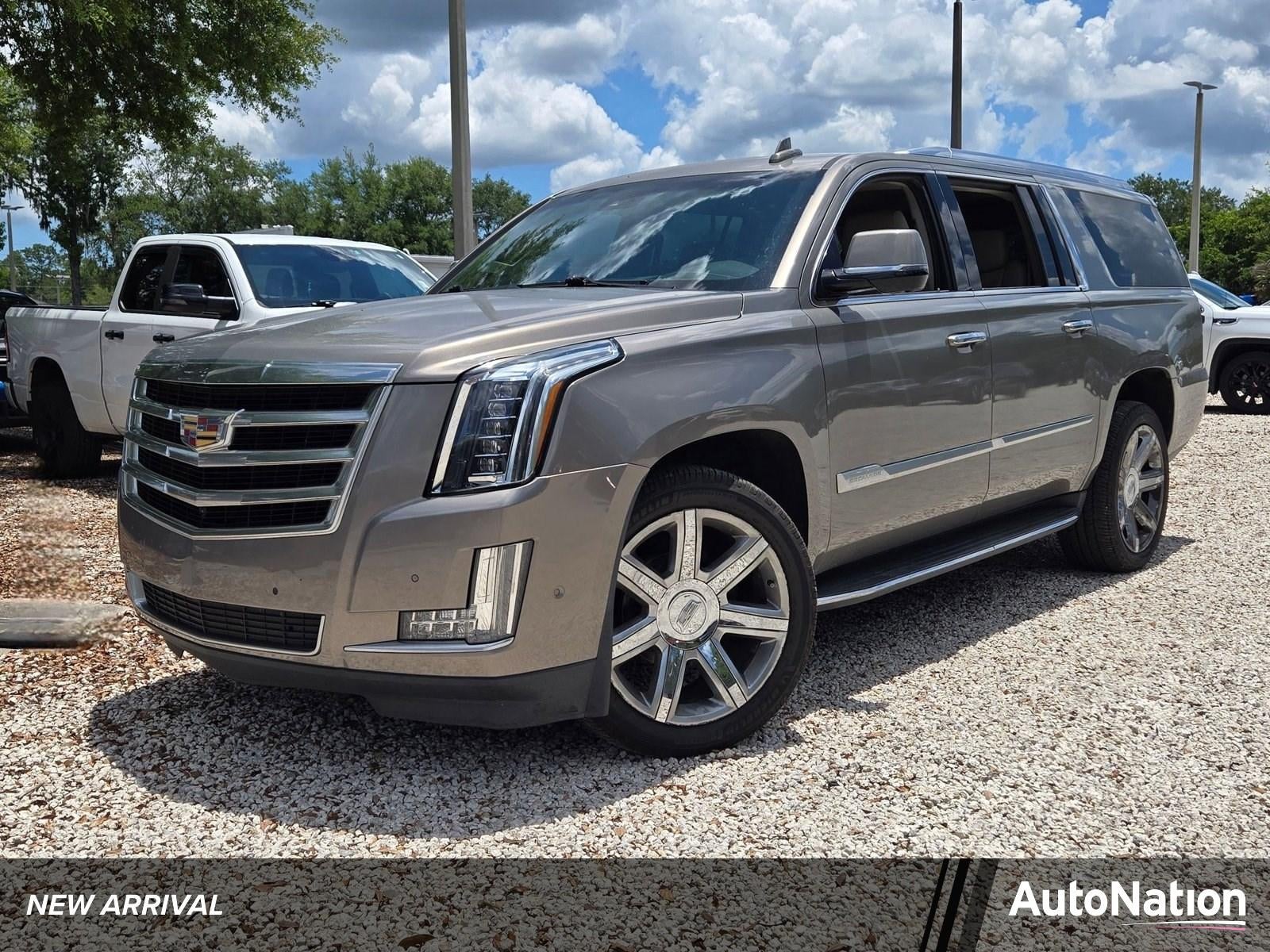 2017 Cadillac Escalade ESV 4WD Luxury