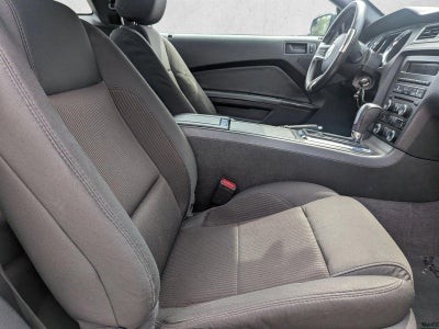 2013 Ford Mustang 2dr Cpe V6