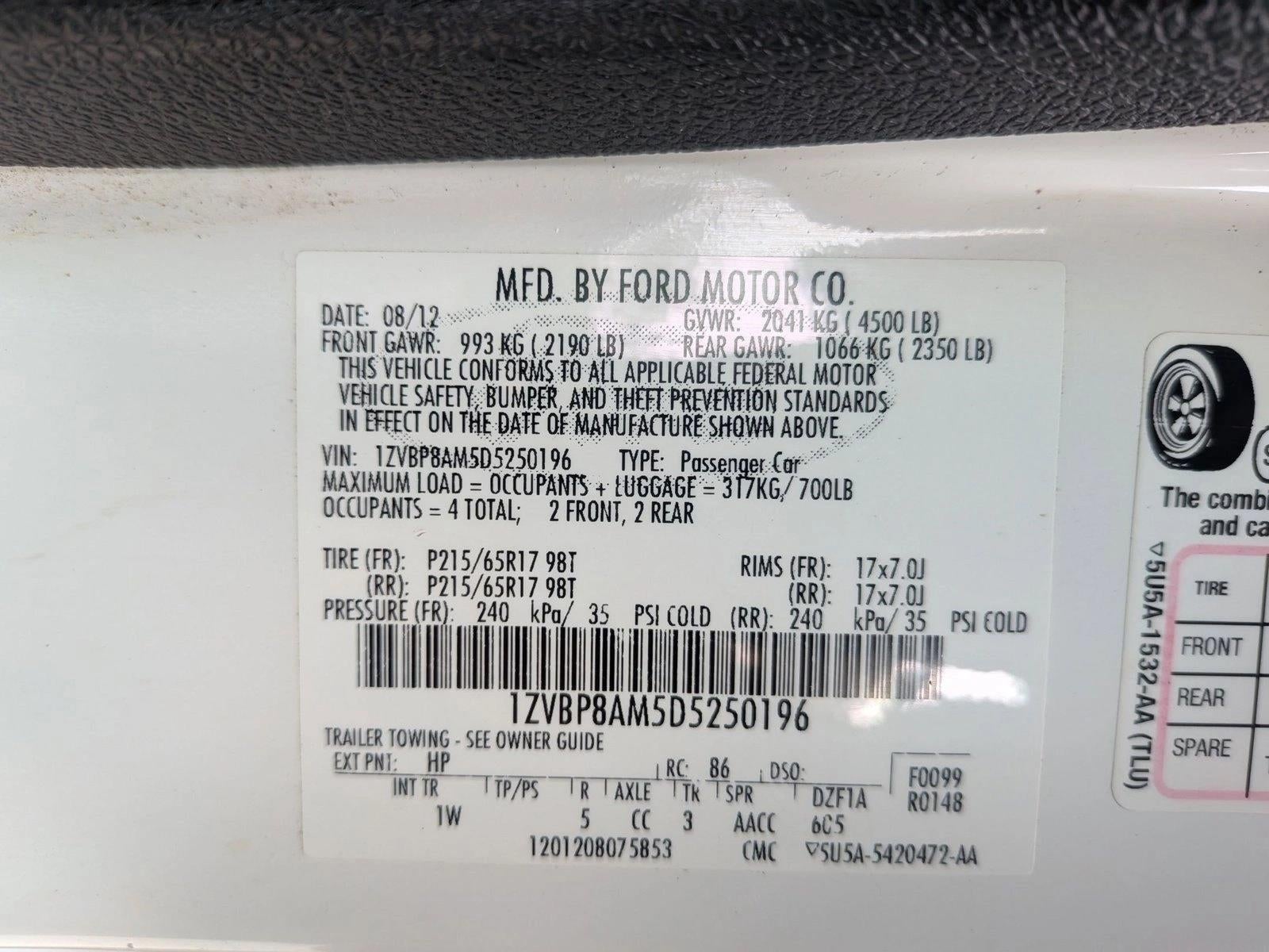 2013 Ford Mustang 2dr Cpe V6