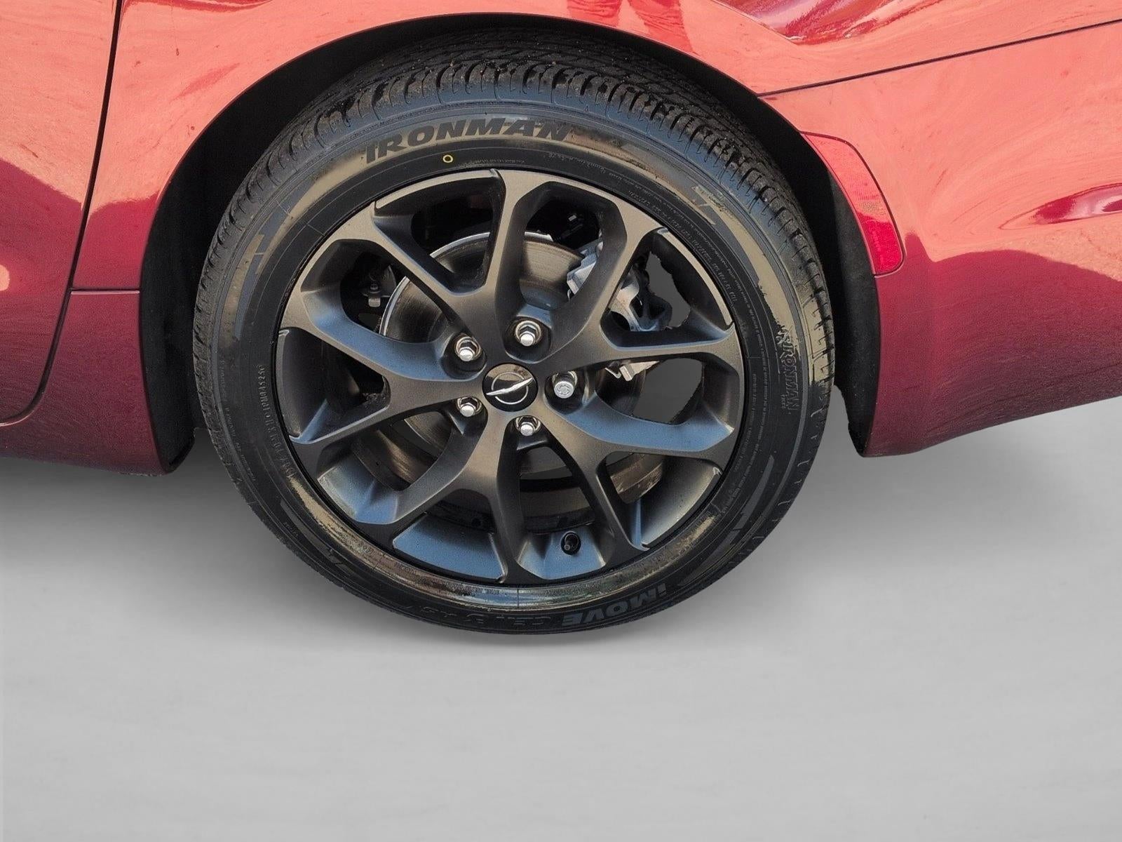 2021 Chrysler Pacifica Touring L FWD