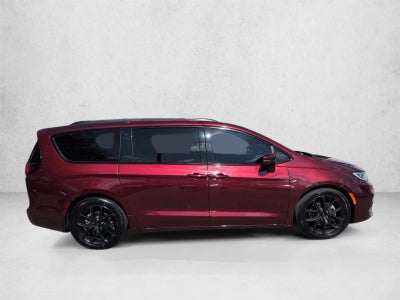 2021 Chrysler Pacifica Touring L FWD