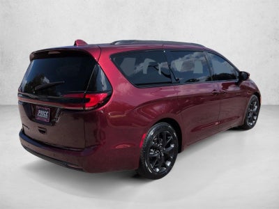 2021 Chrysler Pacifica Touring L FWD