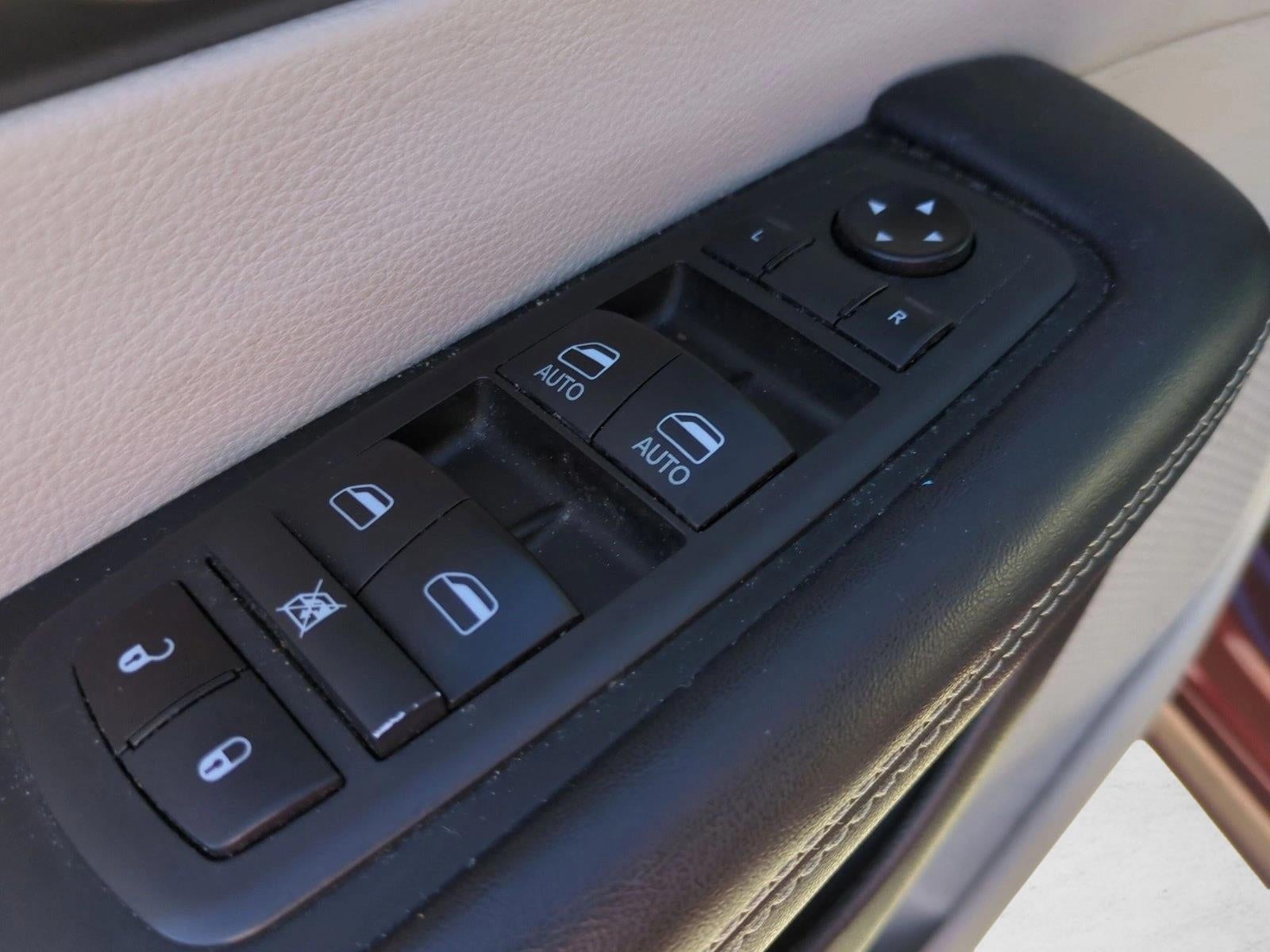 2021 Chrysler Pacifica Touring L FWD