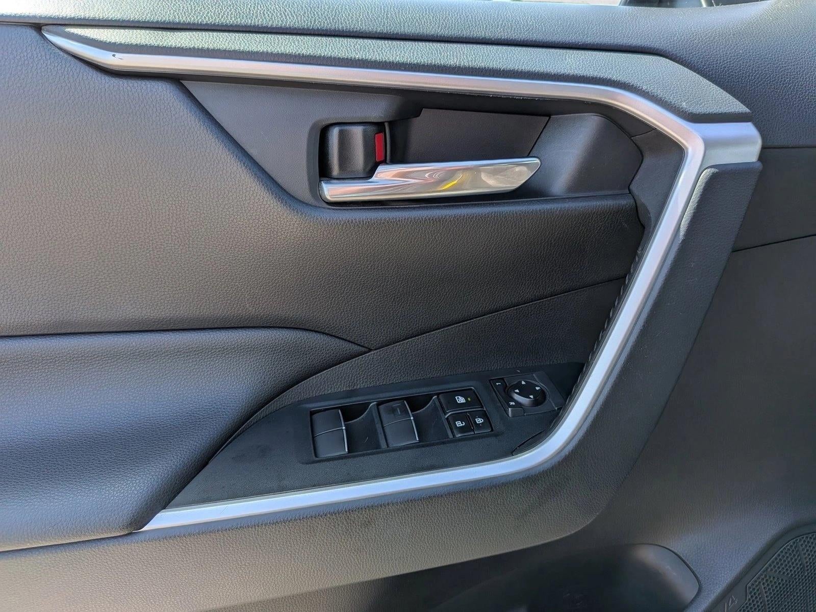 2019 Toyota RAV4 XLE Premium FWD (Natl)