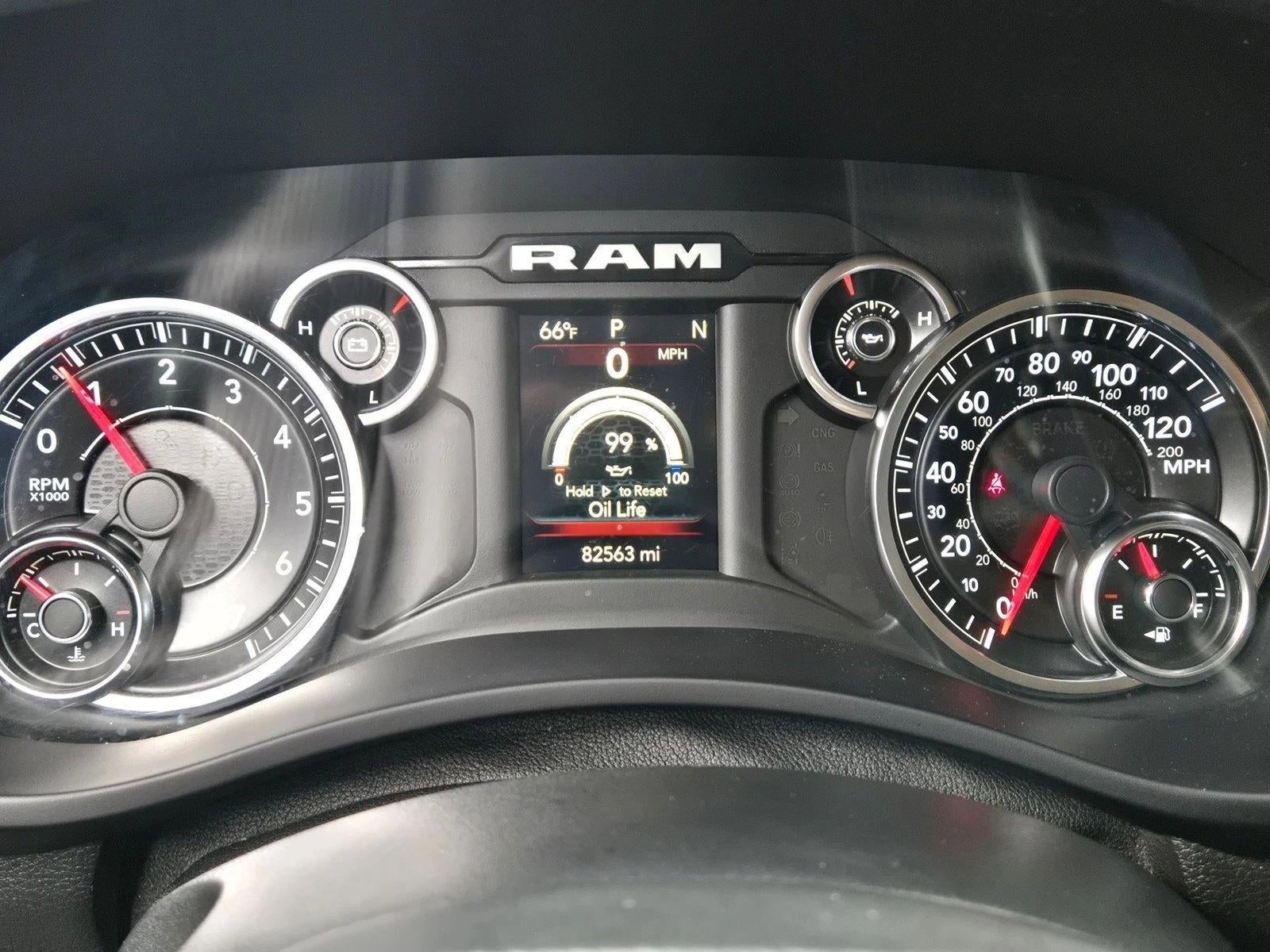 2022 RAM 2500 Big Horn 4x4 Crew Cab 6'4" Box