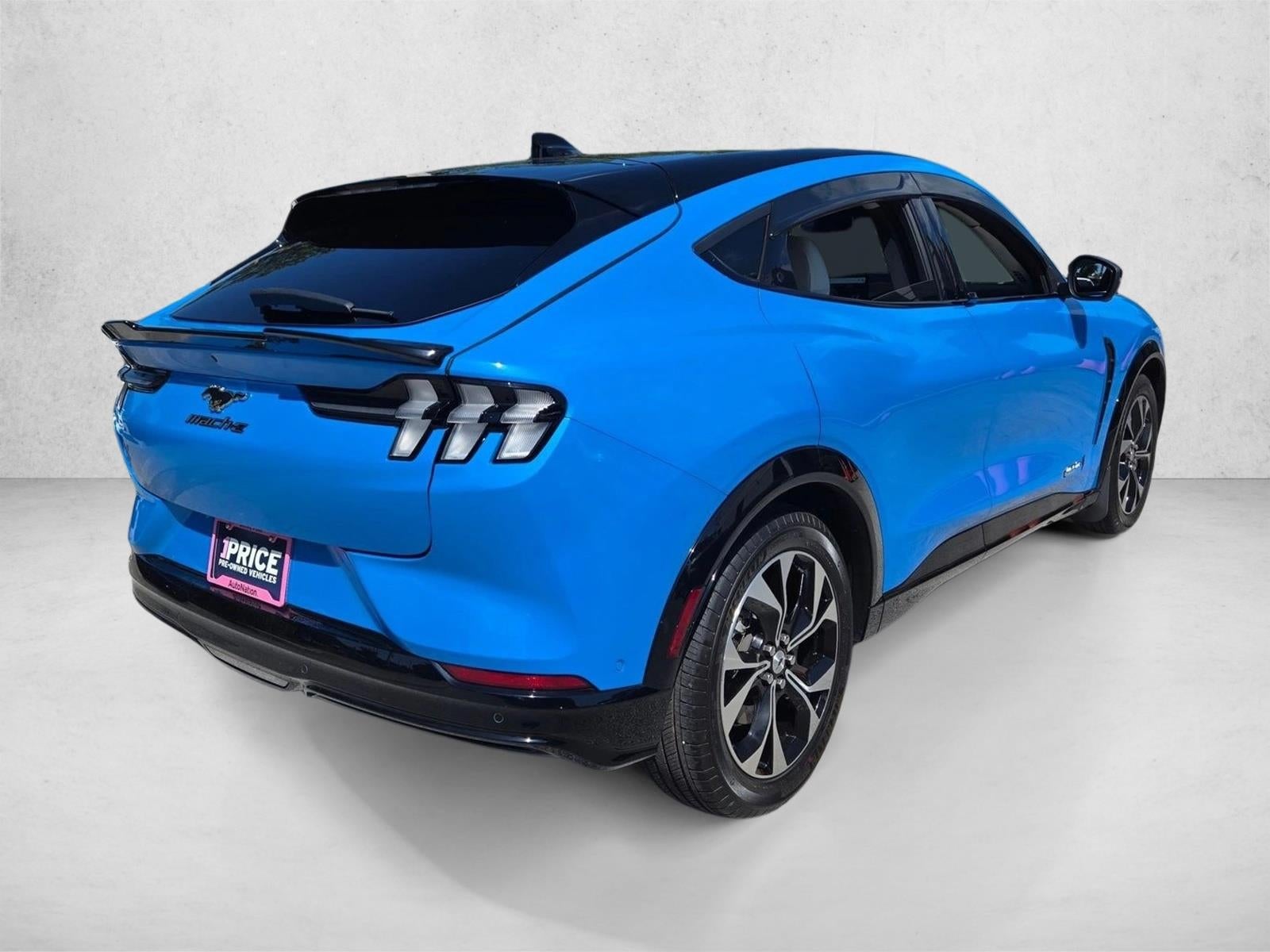 2022 Ford Mustang Mach-E Premium RWD