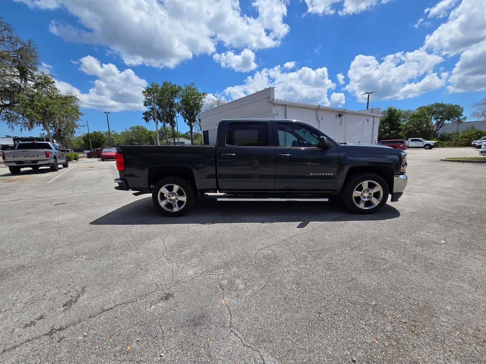 2018 Chevrolet Silverado 1500 Crew Cab Short Box 2-Wheel Drive LT