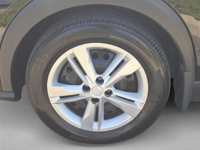 2025 Nissan Kicks Play S FWD