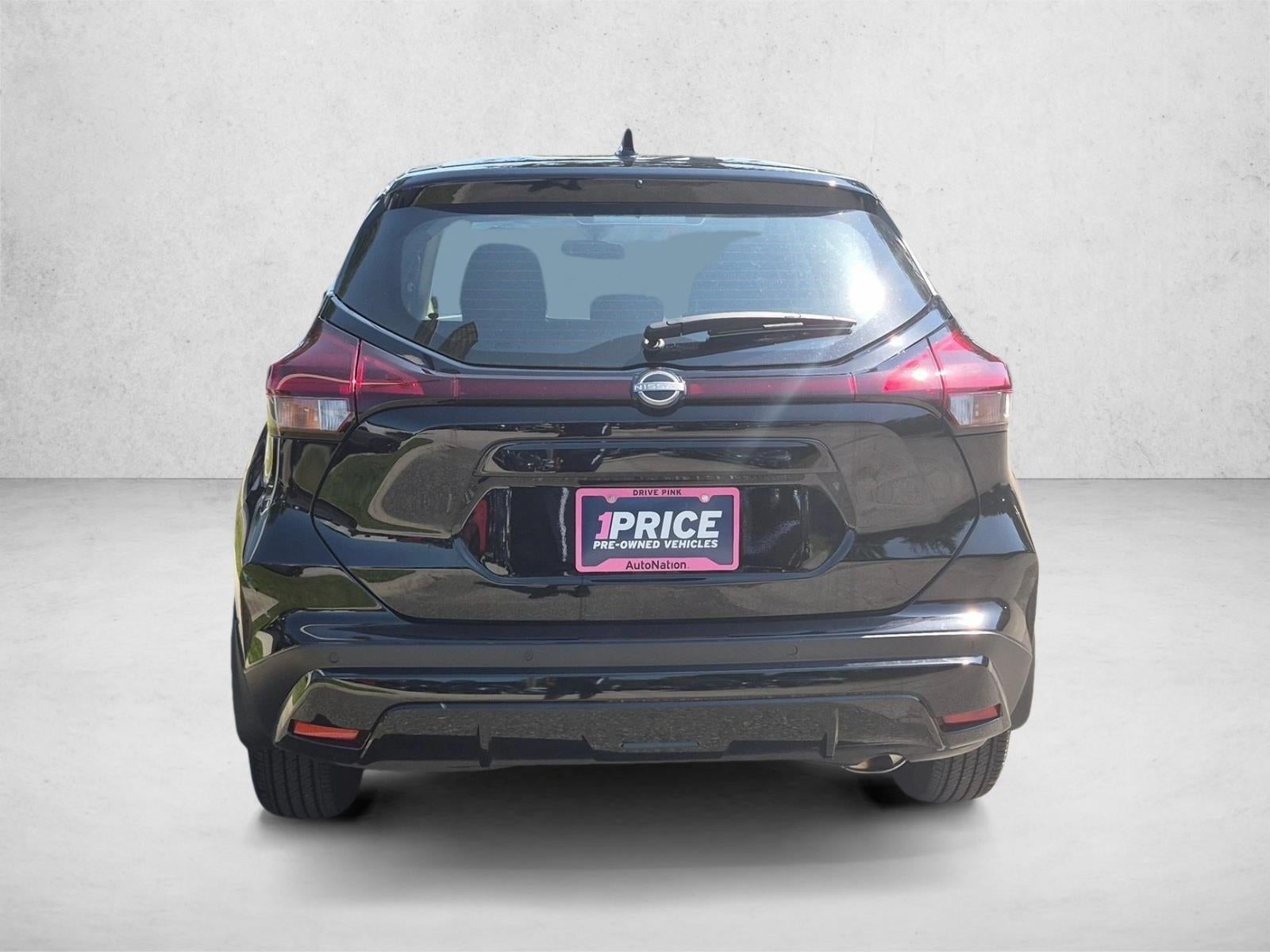 2025 Nissan Kicks Play S FWD