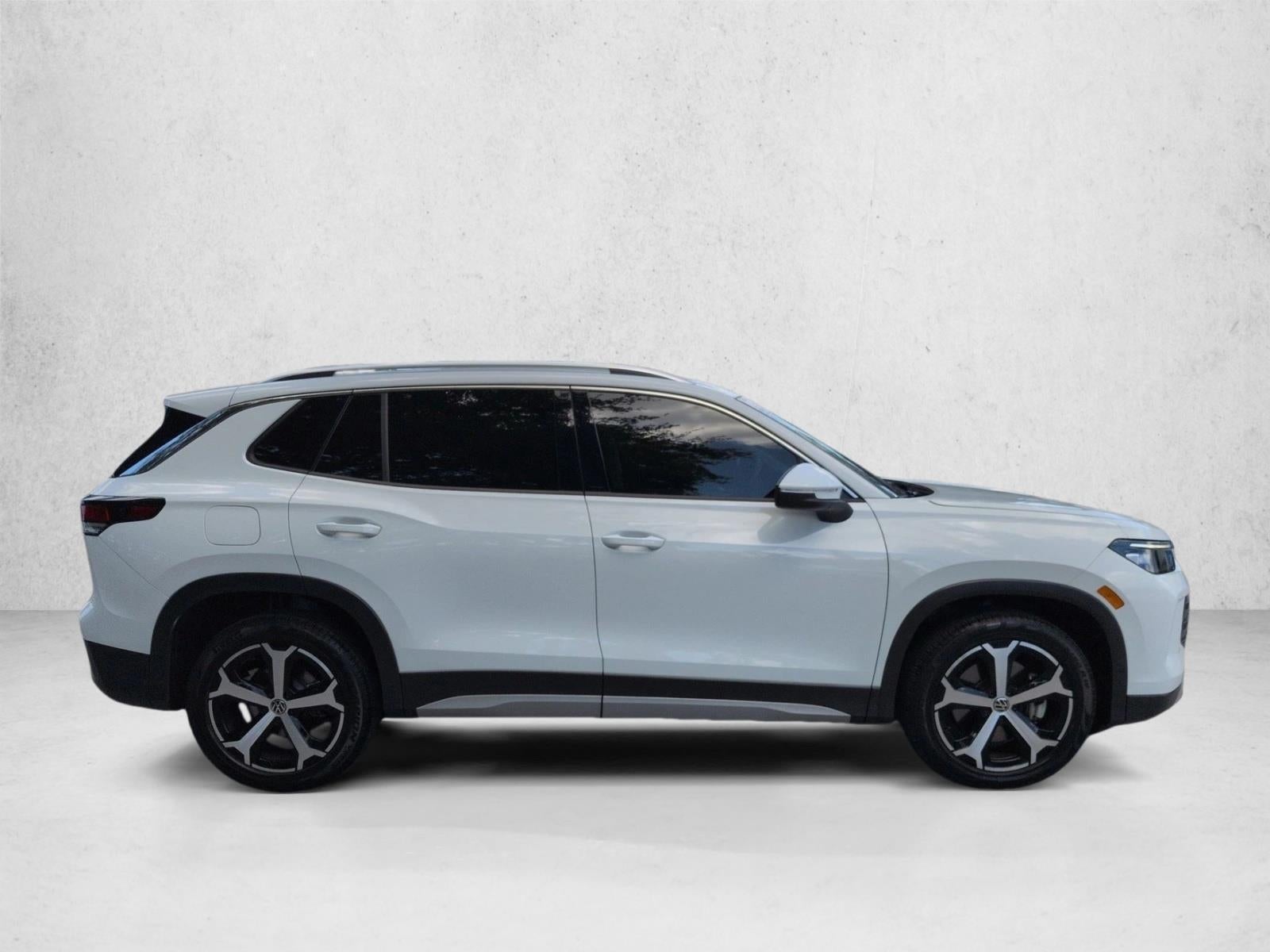 2025 Volkswagen Tiguan 2.0T SE 4MOTION