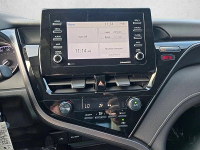 2021 Toyota Camry SE Auto (SE)